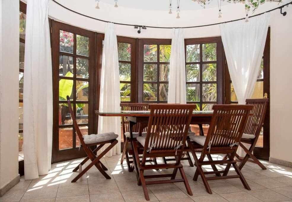 Aurora Mari Villa Your Dream Steps From The Ocean Shore Калета де Фусте Екстериор снимка