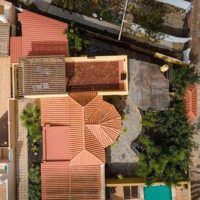 Aurora Mari Villa Your Dream Steps From The Ocean Shore Калета де Фусте Екстериор снимка
