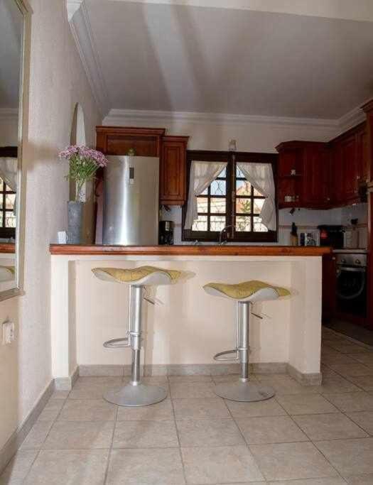 Aurora Mari Villa Your Dream Steps From The Ocean Shore Калета де Фусте Екстериор снимка