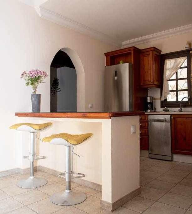 Aurora Mari Villa Your Dream Steps From The Ocean Shore Калета де Фусте Екстериор снимка